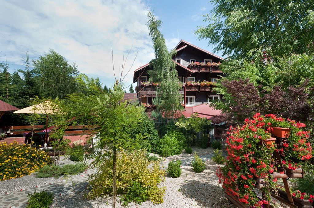 Pension Restaurant Speranta Predeál Kültér fotó